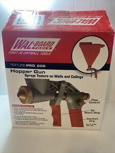 Wal-Board Tools Hopper Gun Texture-Pro 200 3-Spray Tips On-Gun Flow Control