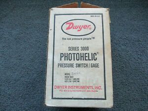NEW SEALED Dwyer 3005C Differential Pressure Switch/Gage 0-15 PSI Series 3000