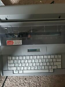 Brother SX-4000 Daisywheel Electronic LCD Digital Display Typewriter - Tested