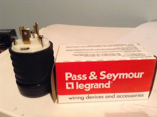 Pass &amp; Seymour Locking Plug NEMA L520P Twist Lock Turnlok 20A 125V  NEMA L5-20P
