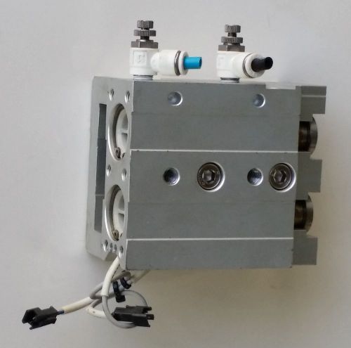 Smc mxs25-30as linear guide pneumatic air cylinder flow regulators, 0.7mpa d-a93 for sale
