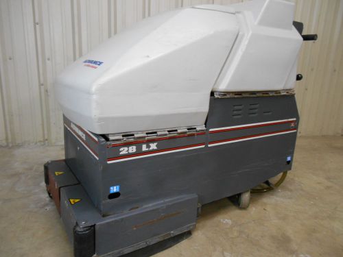Complete advance 28lx self-propelled floor scrubber for sale