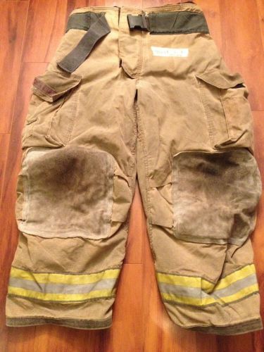Firefighter pbi bunker/turn out gear globe g xtreme used 40w x 28l 04&#039; as is for sale