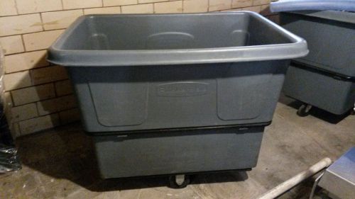 Rubbermaid commercial cube truck 20 cu. ft. 600 lbs. for sale