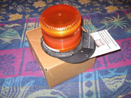 Grote emergency,lighting strobe light beacon #77123 polycarbonate in good condi for sale