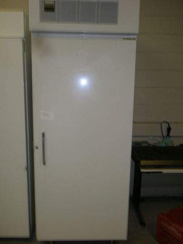 FISHER  SCIENTIFIC ISOTEMP (TESTED AT ZERO DEGREES)  LAB FREEZER 13-988-425F2