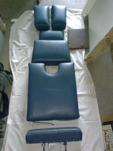 Zenith 210 cushion set (chiropractic table) free shipping! for sale