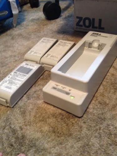 Zoll Base Power Charger 1x1 Autotest  XL Battery PowerCharger Auto test