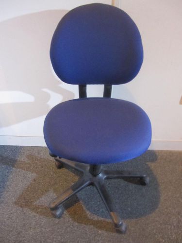 Blue steelcase task chair (no arms) for sale