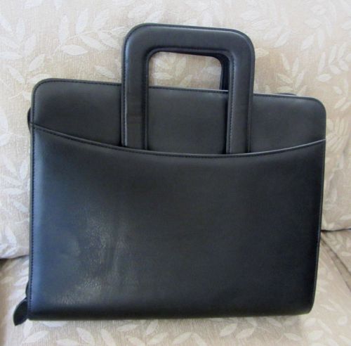 FranklinCovey 34685 - Sierra Black Simulated Leather Organizer fits 8 1/2 x 11