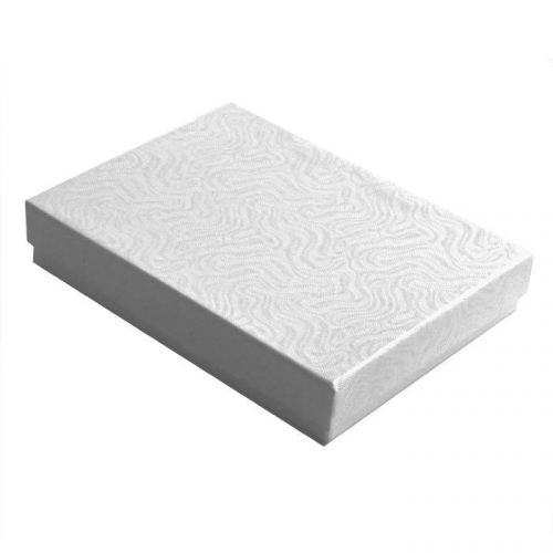 LOT OF 4 WHITE COTTON FILLED BOXES JEWELRY BOX NECKLACE SET BOX  LARGE WHITE BOX
