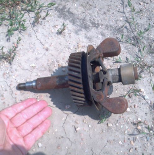 Engine Governor for a IHC Farmall Regular or F-20 tractor - 1930&#039;s