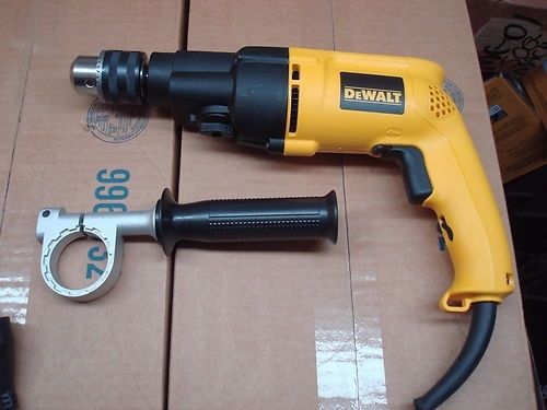 NEW DEWALT DW505 1/2&#034; ELECTRIC REVERSIBLE 7.8 AMP HAMMER DRILL NEW IN BOX SALE