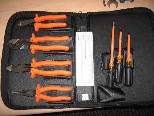 Klein Tools 33526 Basic Insulated 7-Piece Tool Kit