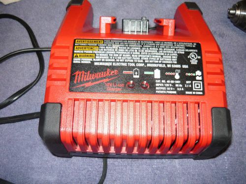 Milwaukee M18 Battery Charger - 18V Lithium-ion - Model 48-59-1801