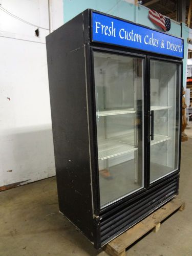 &#034;true&#034; commercial 2 glass door refrigerated cold food &amp; beverage display cooler for sale