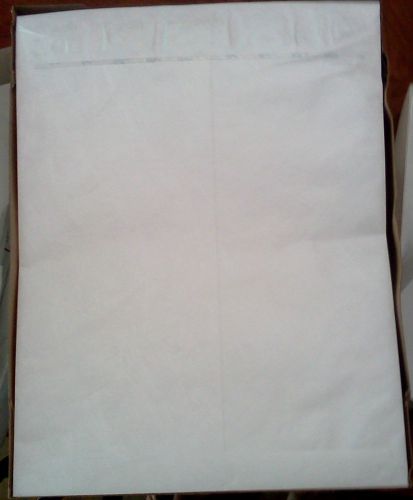 White tyvek 10 x 13 open end 14lb envelopes peel self seal mailers lot of 100 for sale