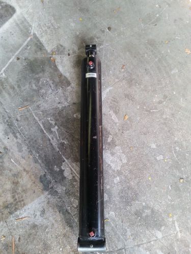 Hydraulic heavy equipment cylinders for sale