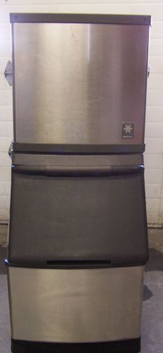 NICE USED MANITOWOC QY0324A  ICE MACHINE WITH A C320  BIN