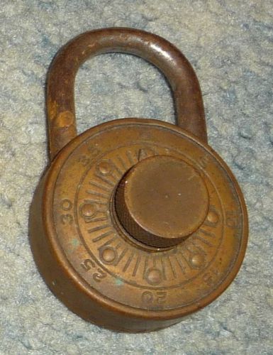 vintage Dudley Lock Corp Patent date Sept -7-20 combination Padlock lock Chicago