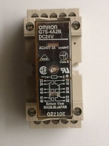 G7S-4A2B 24DC - OMRON 6 pole Relay with Base