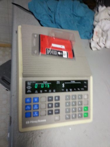 Pitney Bowes 5820 Postage Scale Works Great
