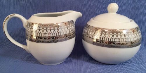 10 Strawberry Street IRIANA Platinum Creamer &amp; Sugar Bowl w/ Lid NM $200