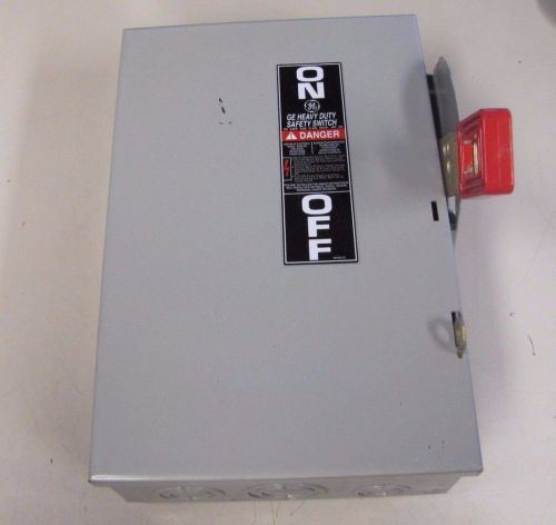 GE TH3361 MOD: 10 30A 30 A AMP 600V FUSIBLE SAFETY DISCONNECT SWITCH