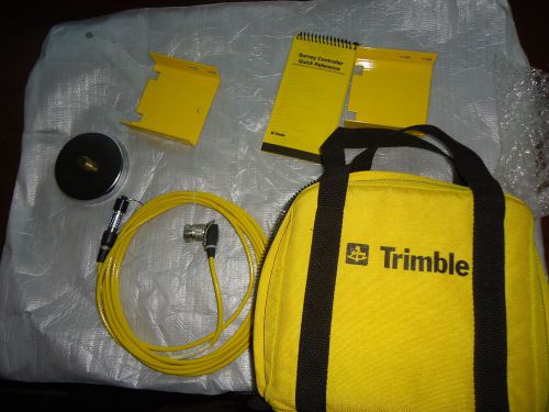 NEW TRIMBLE GPS MICRO CENTERED L1/L2 ANTENNA CABLE14553-01 w/case &amp; brackets