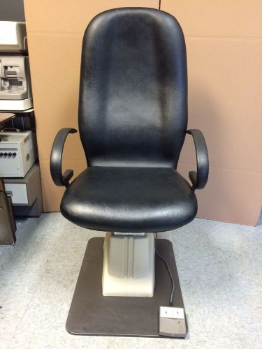 Topcon Ophthalmic Chair, model OC-2100. MINT CONDITION. NO RESERVE.