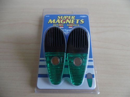 MASTER MAGNETICS 7522 MAGNETIC PLASTIC CLIPS GREEN 2 PACK