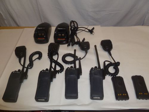 FOUR Motorola PR1500 136-174 MHz VHF Two Way Radios AAH79KDC9PW5BN &amp; RMN5038A