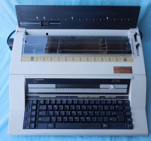 NAKAJIMA AE-740 Electronic Typewriter
