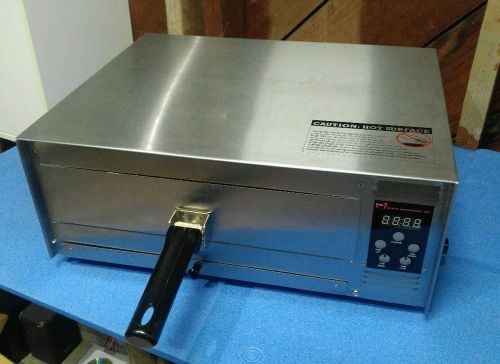Wisco Industries Digital Pizza Oven Model 425A