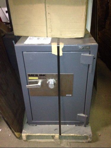 Commercial safe tl 30 security used backroom jewelry store fixtures liquidation for sale