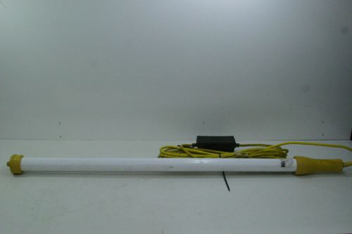 HK Industries 3025-T8 Fluorescent Hand Lamp 34&#034; long 125 volt