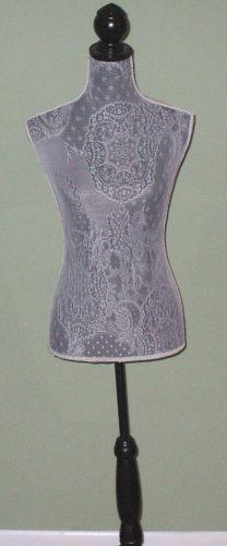 Womans Lace Covered Decoratrive Dress Form Mannequin 35 1/2&#034; Bust 27 1/2 W 36&#034; H