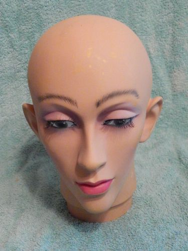ATTRACTIVE FEMALE MANNEQUIN HEAD  WIG HOLDER/HAT-HAIR DISPLAY REALISTIC DISPLAY