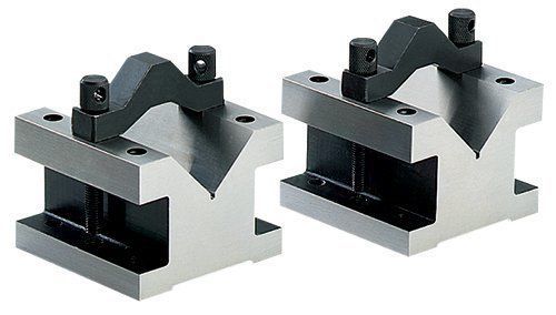 Grizzly G5644 90-Degree V-Blocks with Clamp Set  2-3/8-Inch by 2-3/8-Inch by 2-I