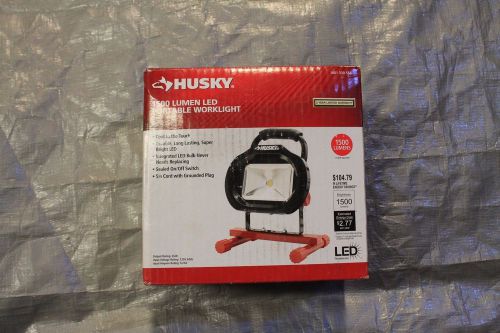 HUSKY 1500 LUMEN LED PORTABLE WORKLIGHT