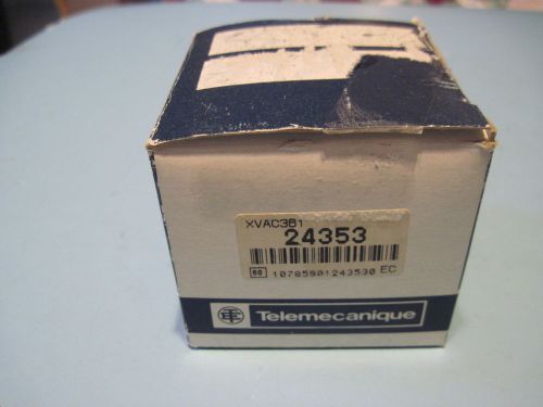 Telemecanique tower stack light XVAC361 blue lens with bulb &amp; o-ring , USA made