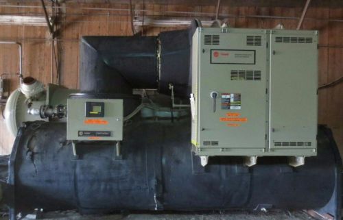 TRANE CHILLER WATER COOLED 650 TON VERY LOW HOURS 10,261 HRS