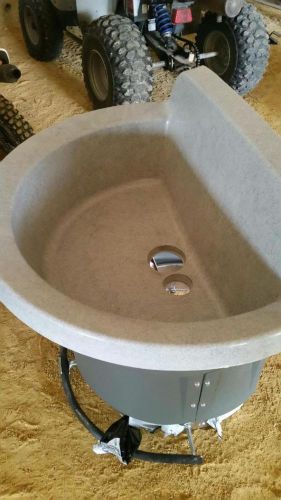 Brand new bradley semi circular 36&#034; wash fountain (6 available ) for sale
