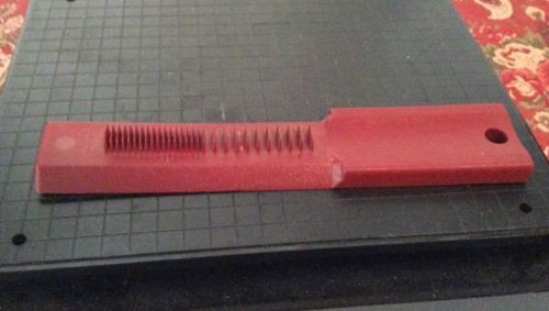 Innisbrook Red Plastic Wrapping  Ribbon Tool Cuts, Shreds And Curls