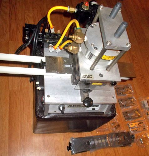 DMC MACHINE With FABCO-AIR PNEUMATIC STOCK FEEDER &amp; Many Templates &amp; Parts