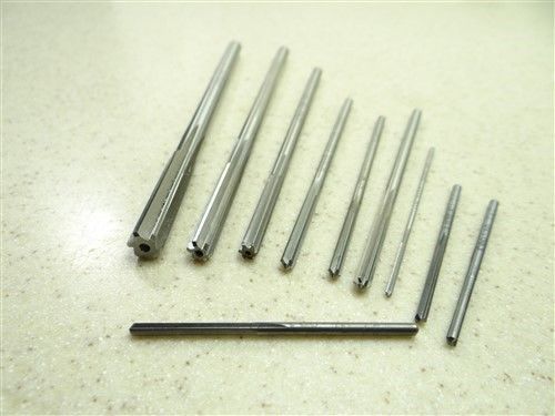 LOT OF 10 HSS STRAIGHT SHANK REAMERS 1/16&#034; TO 11/32&#034; L&amp;I MORSE
