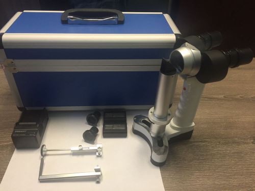 Portable Handheld Slit Lamp 3200 with Case