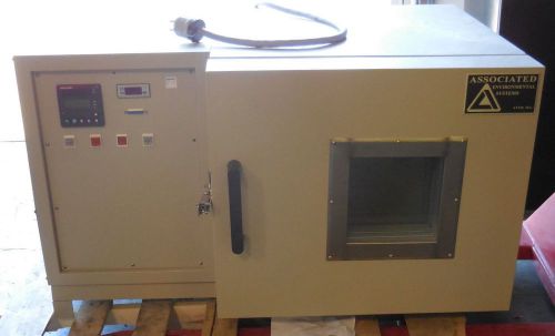 Associated Enviromental Systems SD-302 Environmental Chamber