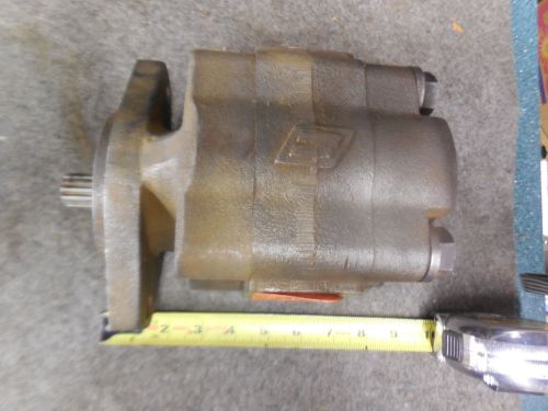 NEW PARKER COMMERCIAL HYDRAULIC PUMP # 312-9710-052