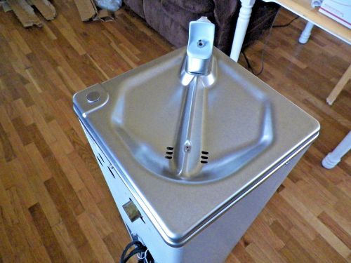 Haws Industrial School Refrigerated Free Standing Drinking Water Fountain Floor